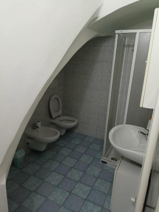 Due Passi Dal Castello *